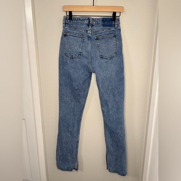 Abercrombie Curve Love High Rise Vent Hem Jeans Size 27/4R - Picture 4 of 10